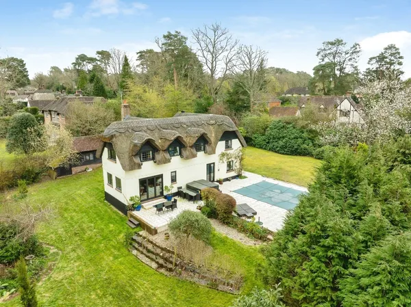 Fir Tree Lane, West Chiltington, Pulb...