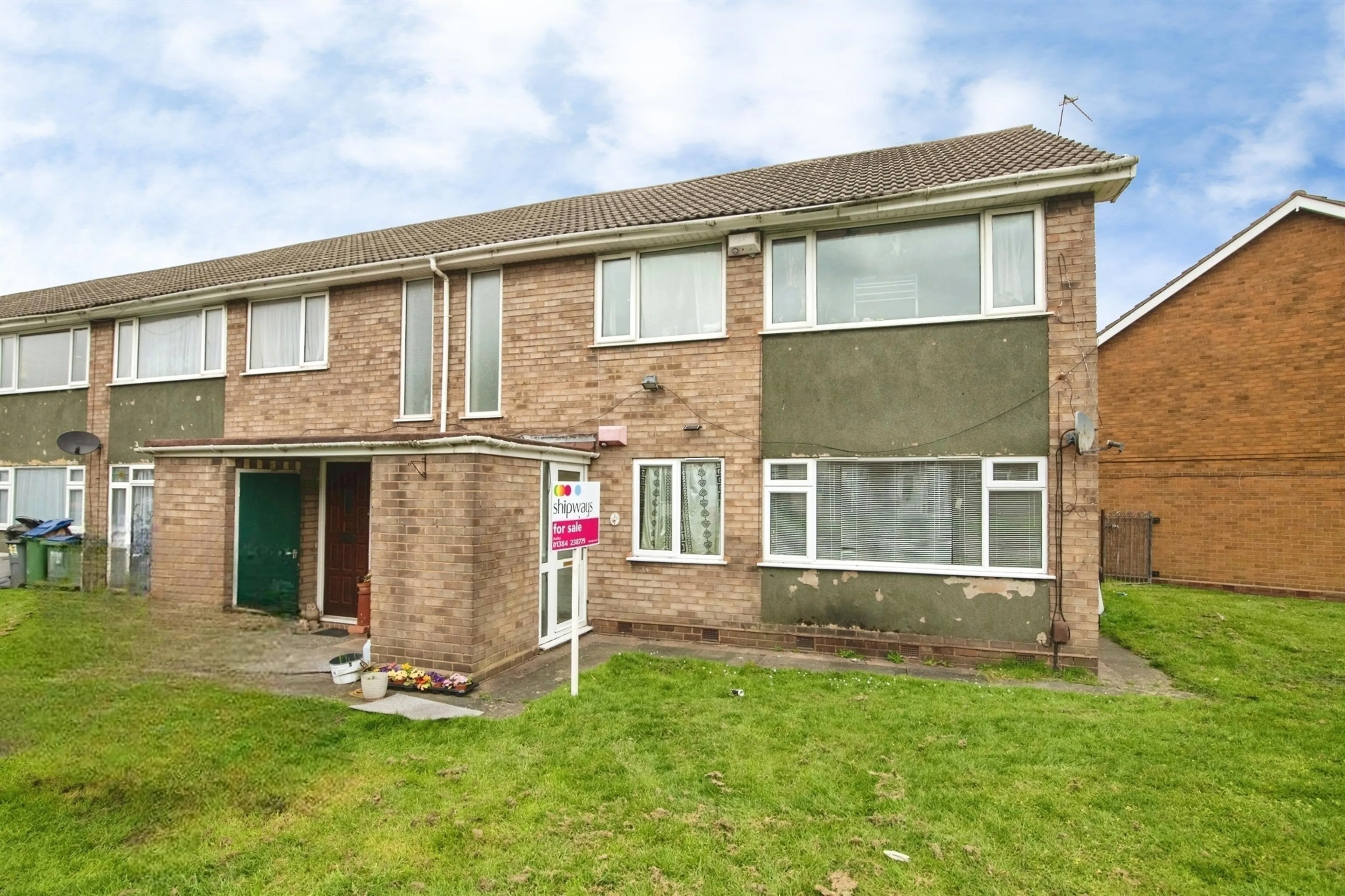 Property at Tudor Court, Tipton