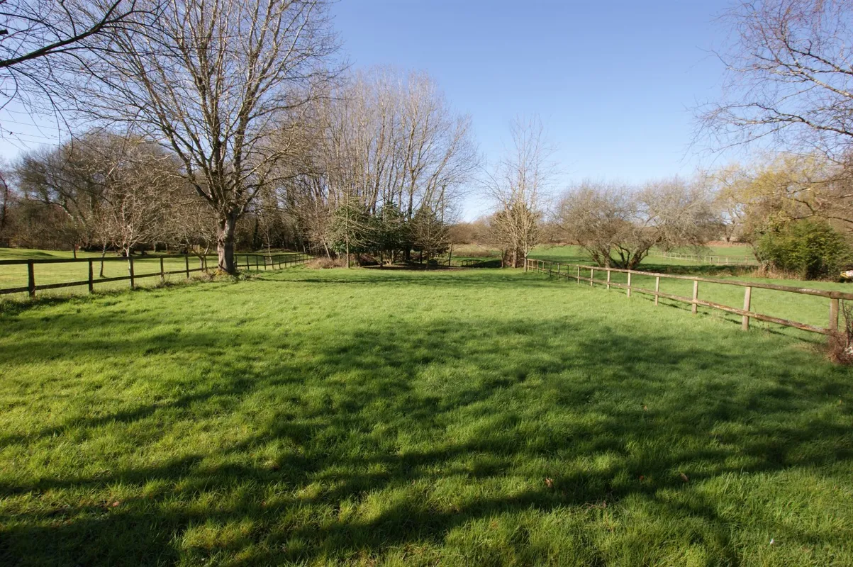 Dairy Close, Corfe Mullen, Wimborne, Dorset, BH21