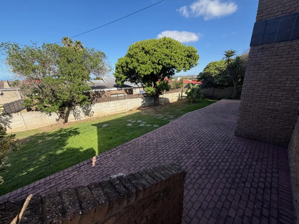 South Africa, Western Cape, Dana Bay, E. Distorta Street, 6