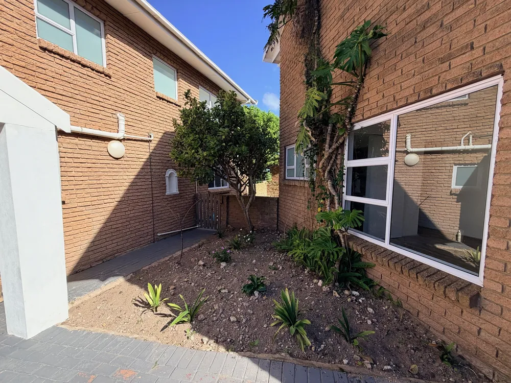 South Africa, Western Cape, Dana Bay, E. Distorta Street, 6