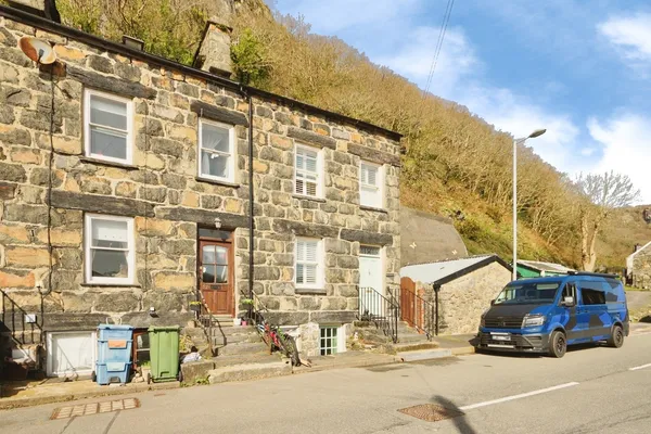 High Street, Tremadog, Porthmadog, Gw...