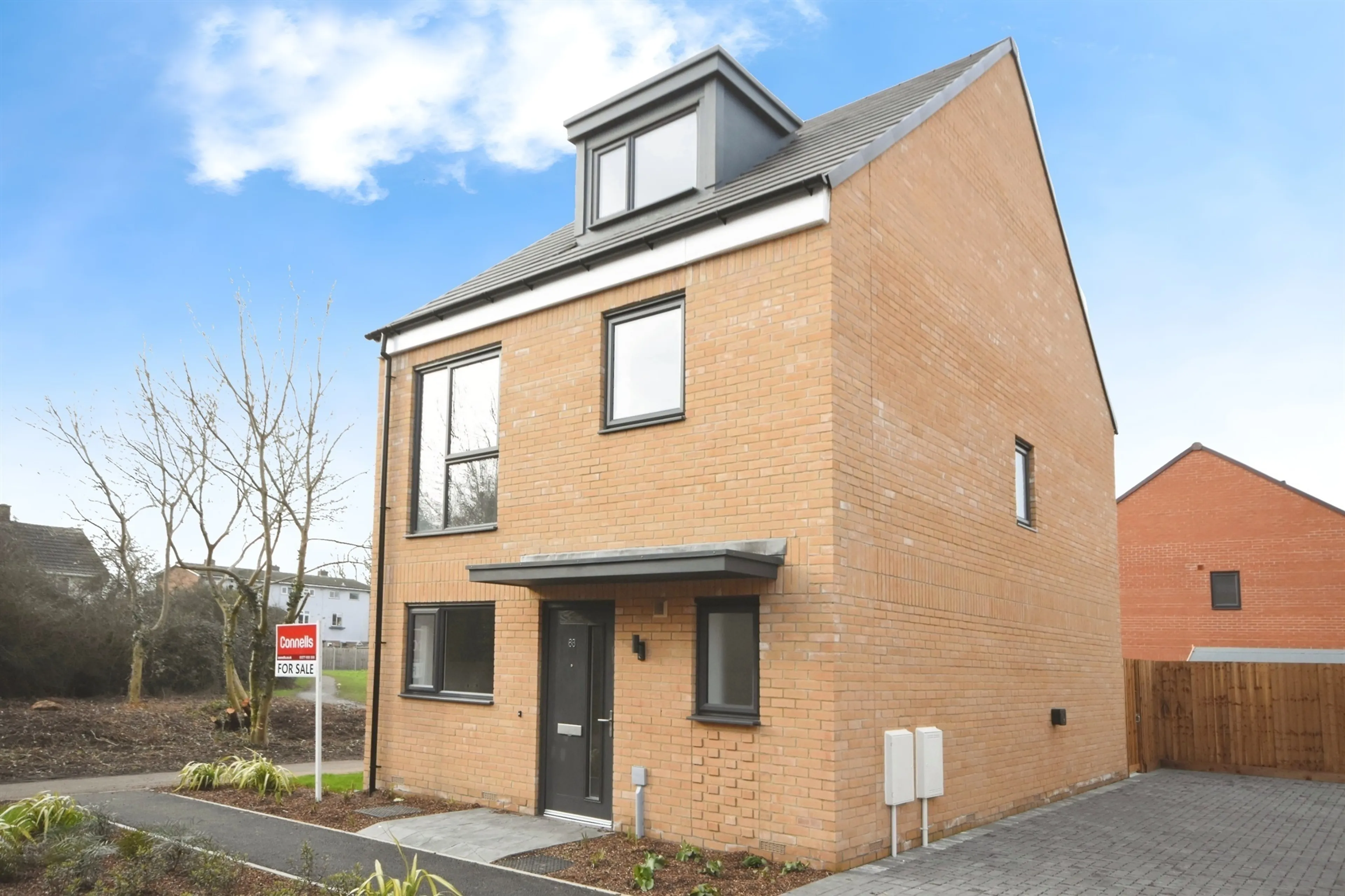 Property photo 0