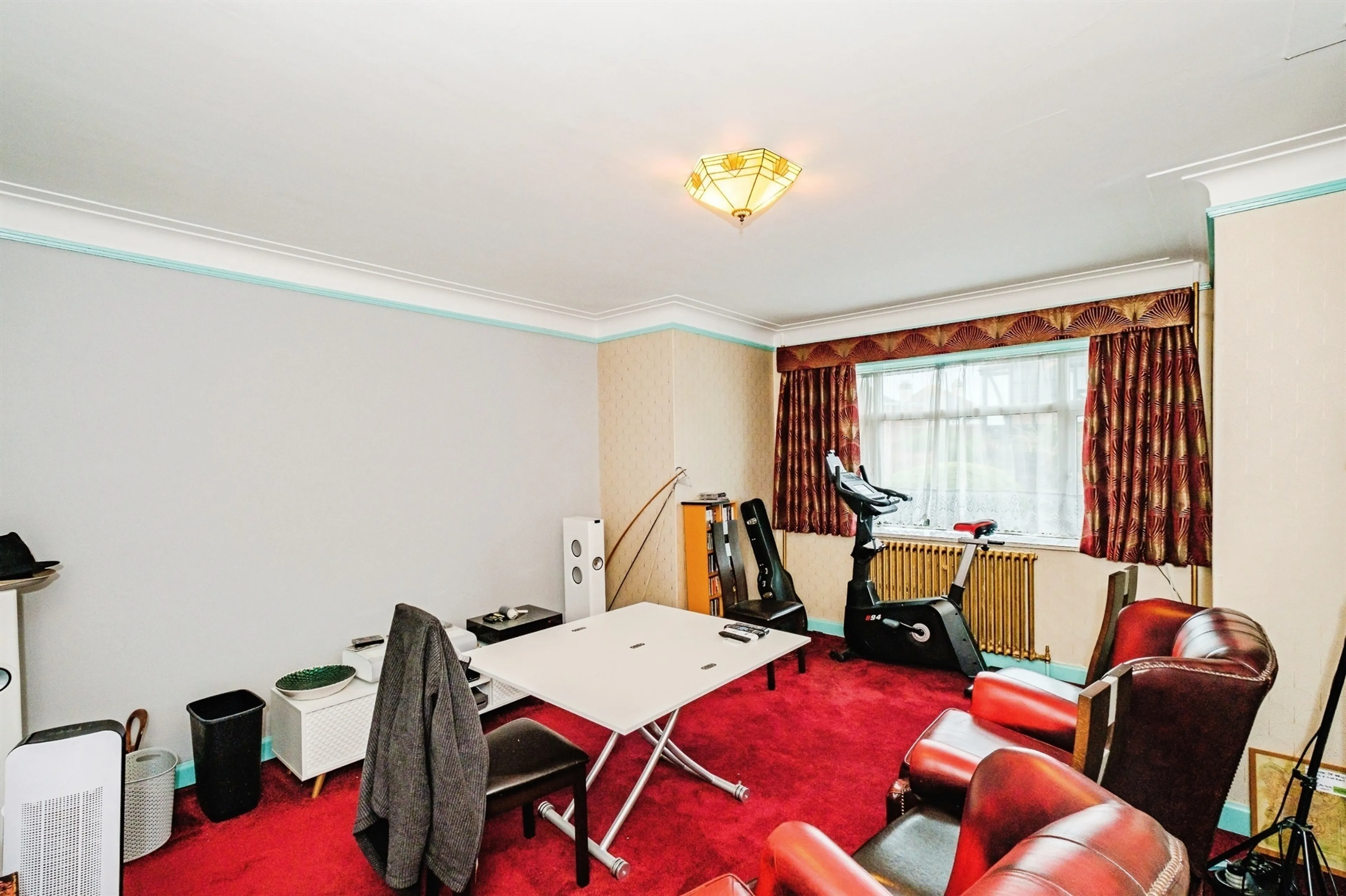Property at Winchelsea Gardens, Worthing