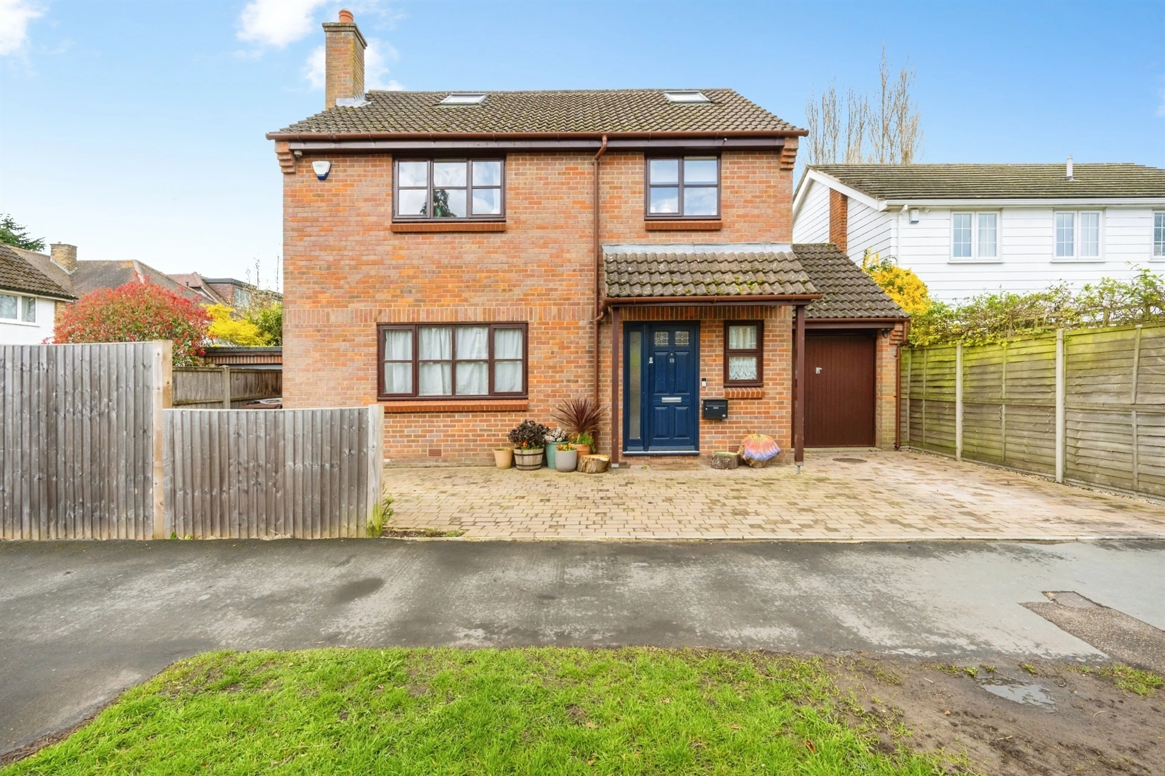 Property photo 0
