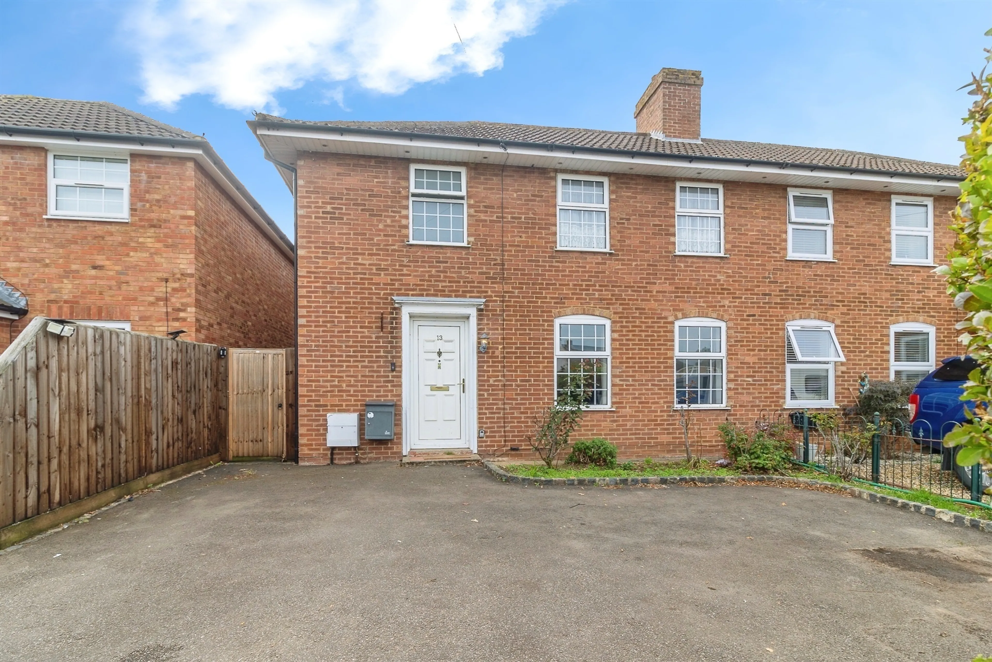 Property photo 0