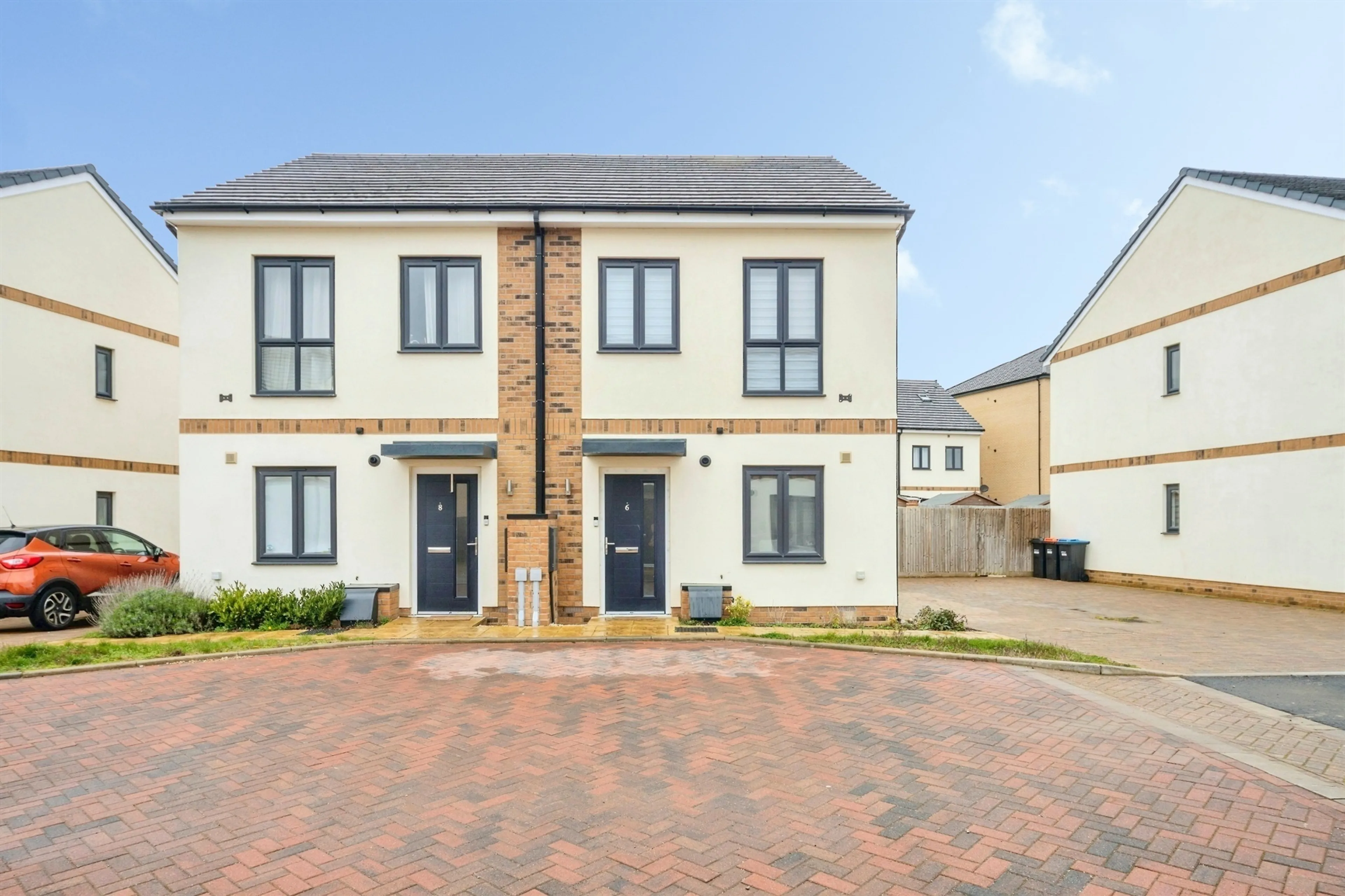 Property photo 0