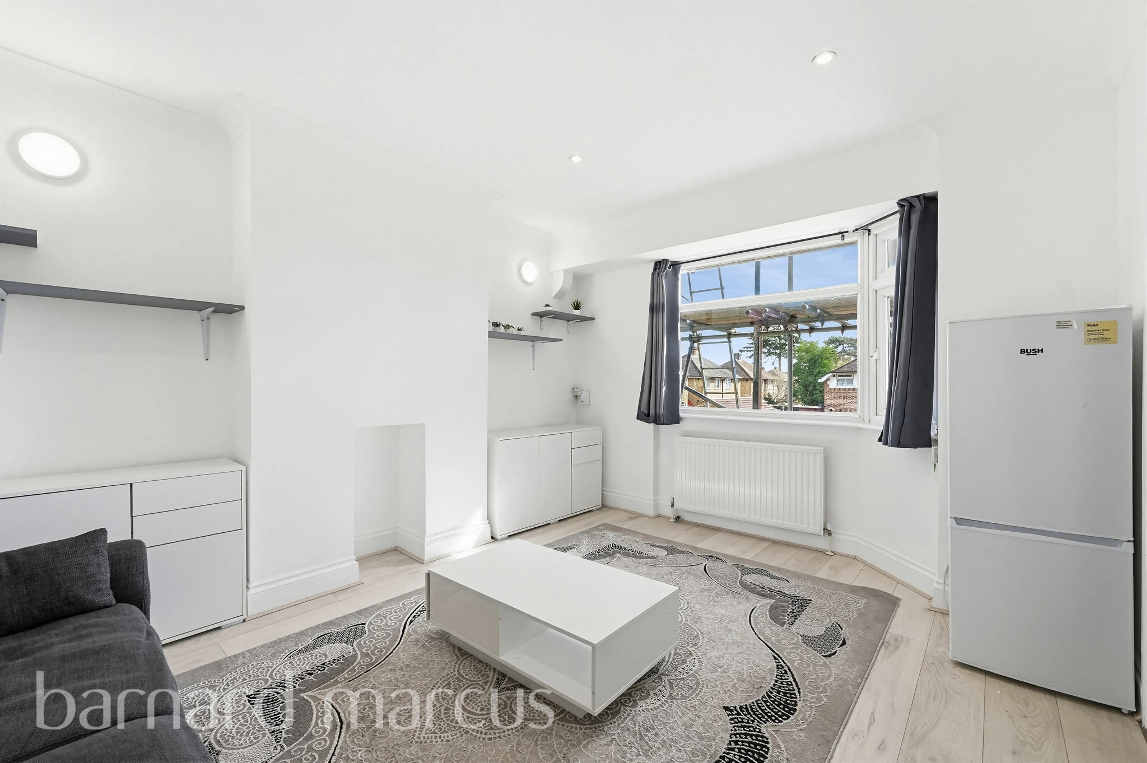 Property at Elmcroft Close, Feltham