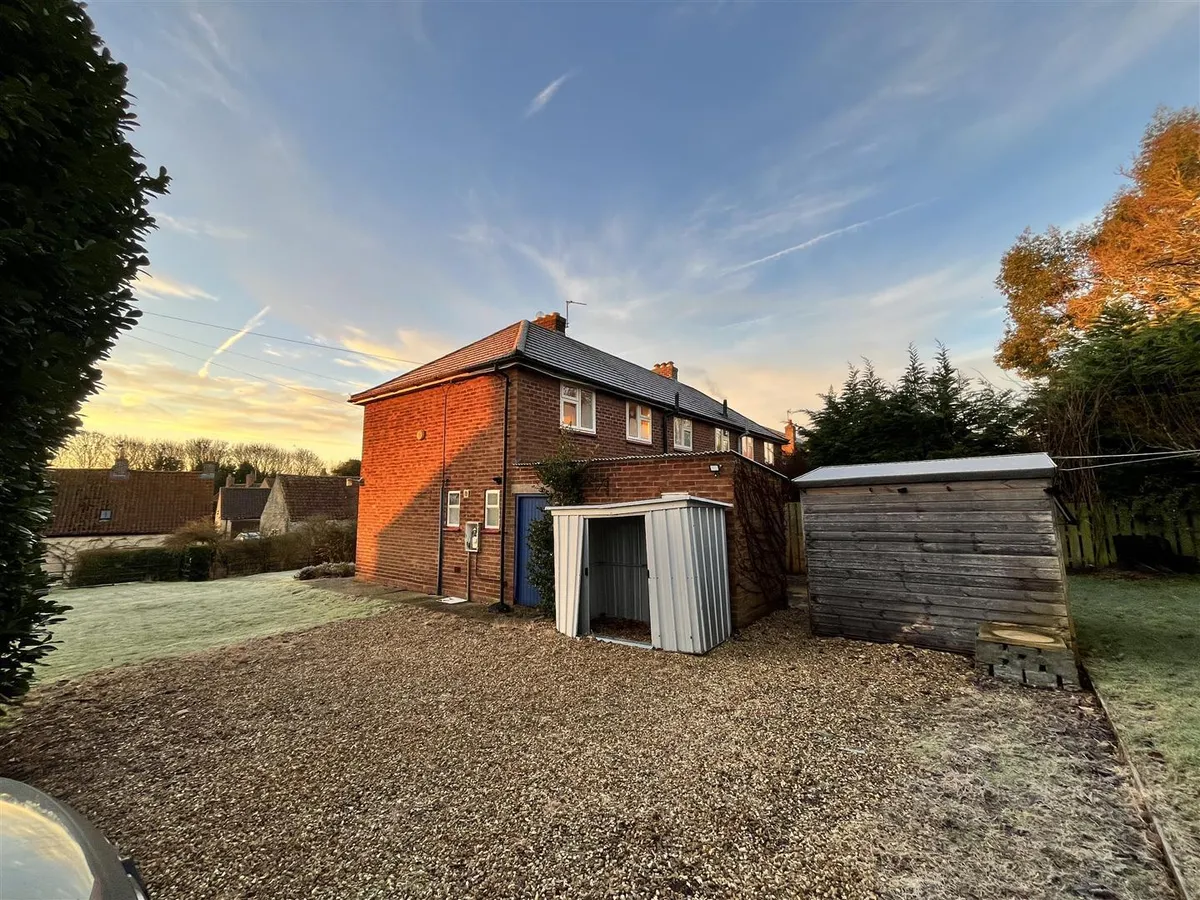 Newton Way, Woolsthorpe By Colsterworth, Grantham