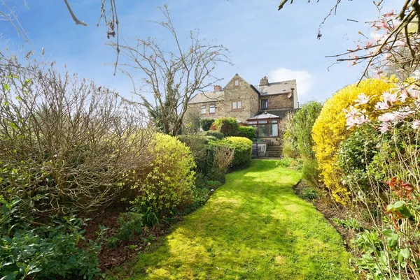Doncaster Road, Hooton Roberts, Rothe...