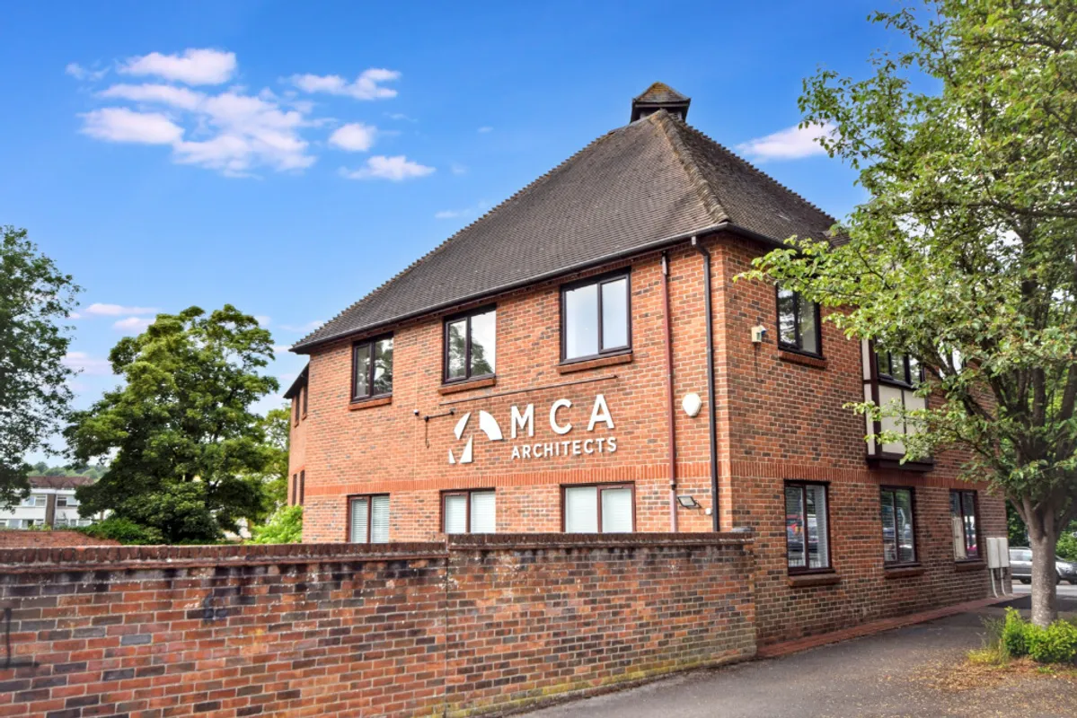 Hickleys Court, South Street, Farnham, Surrey, GU9