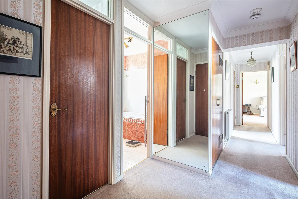 48 The Glen, Endcliffe, S10 3FN