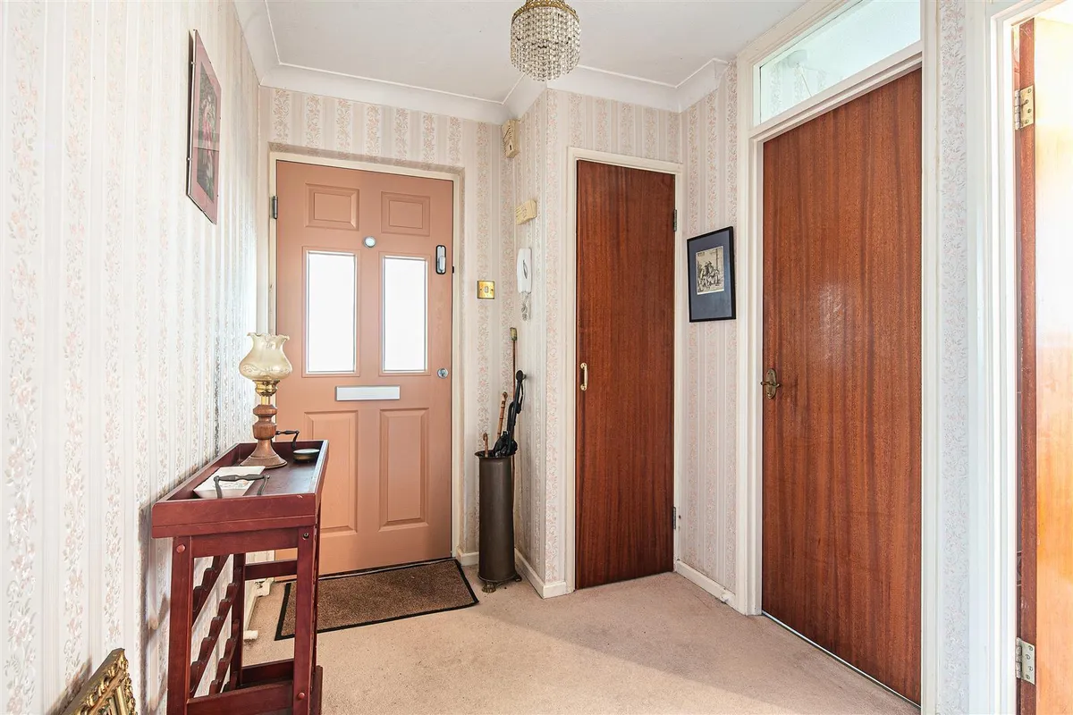 48 The Glen, Endcliffe, S10 3FN