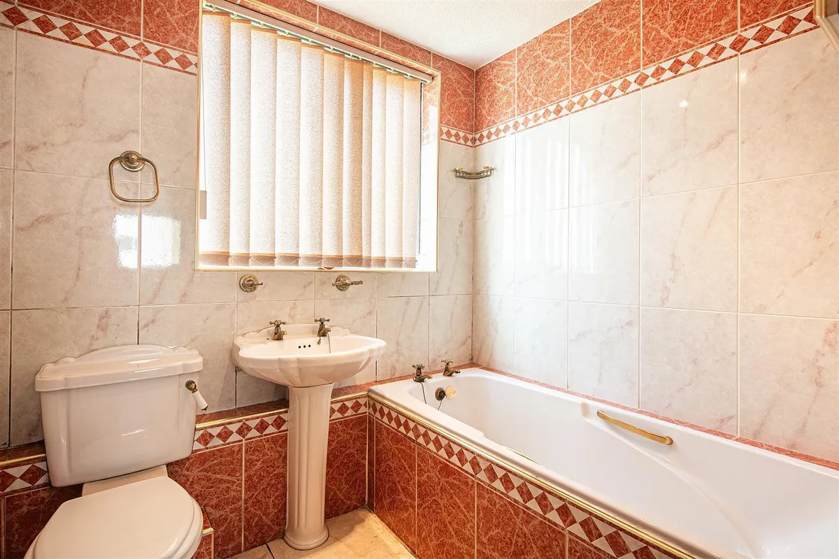 48 The Glen, Endcliffe, S10 3FN