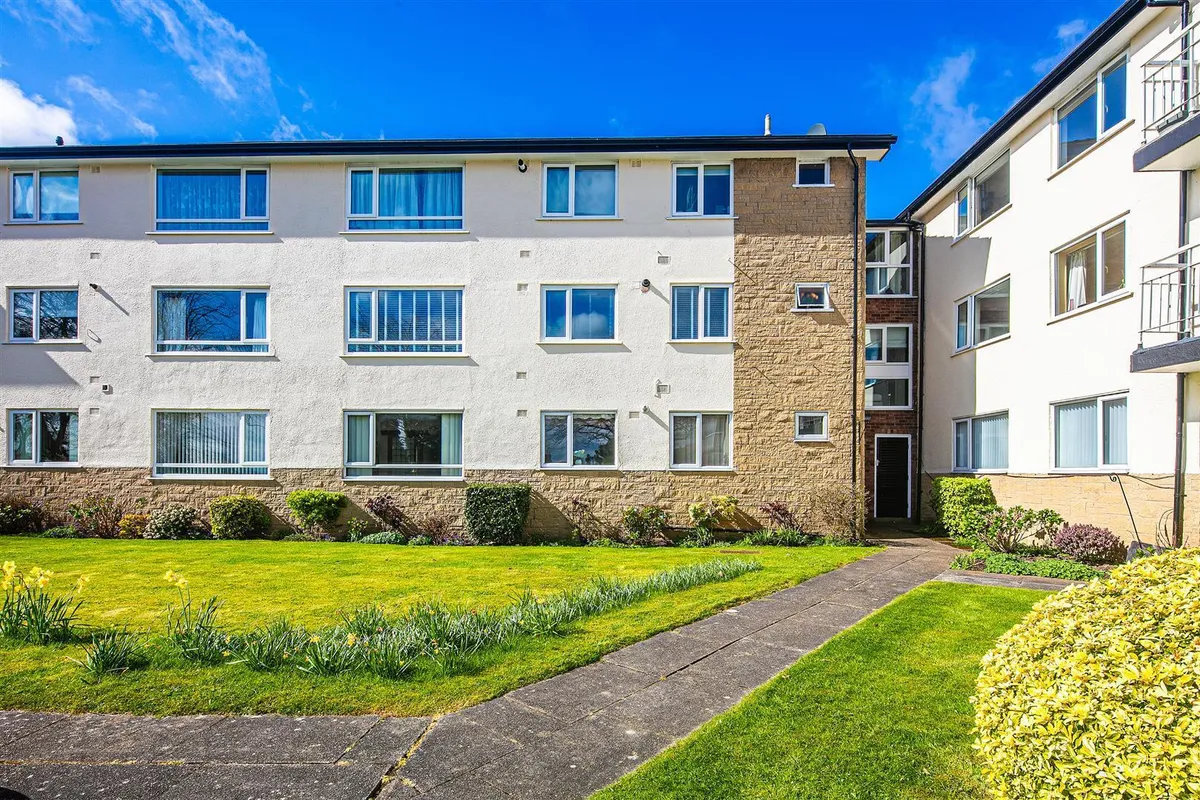 48 The Glen, Endcliffe, S10 3FN
