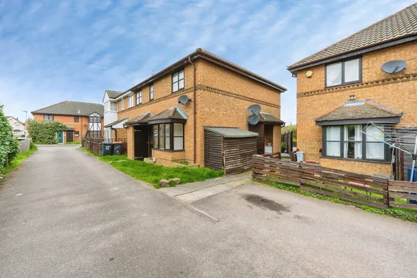 Poppyfields, Bedford, Bedfordshire, MK41