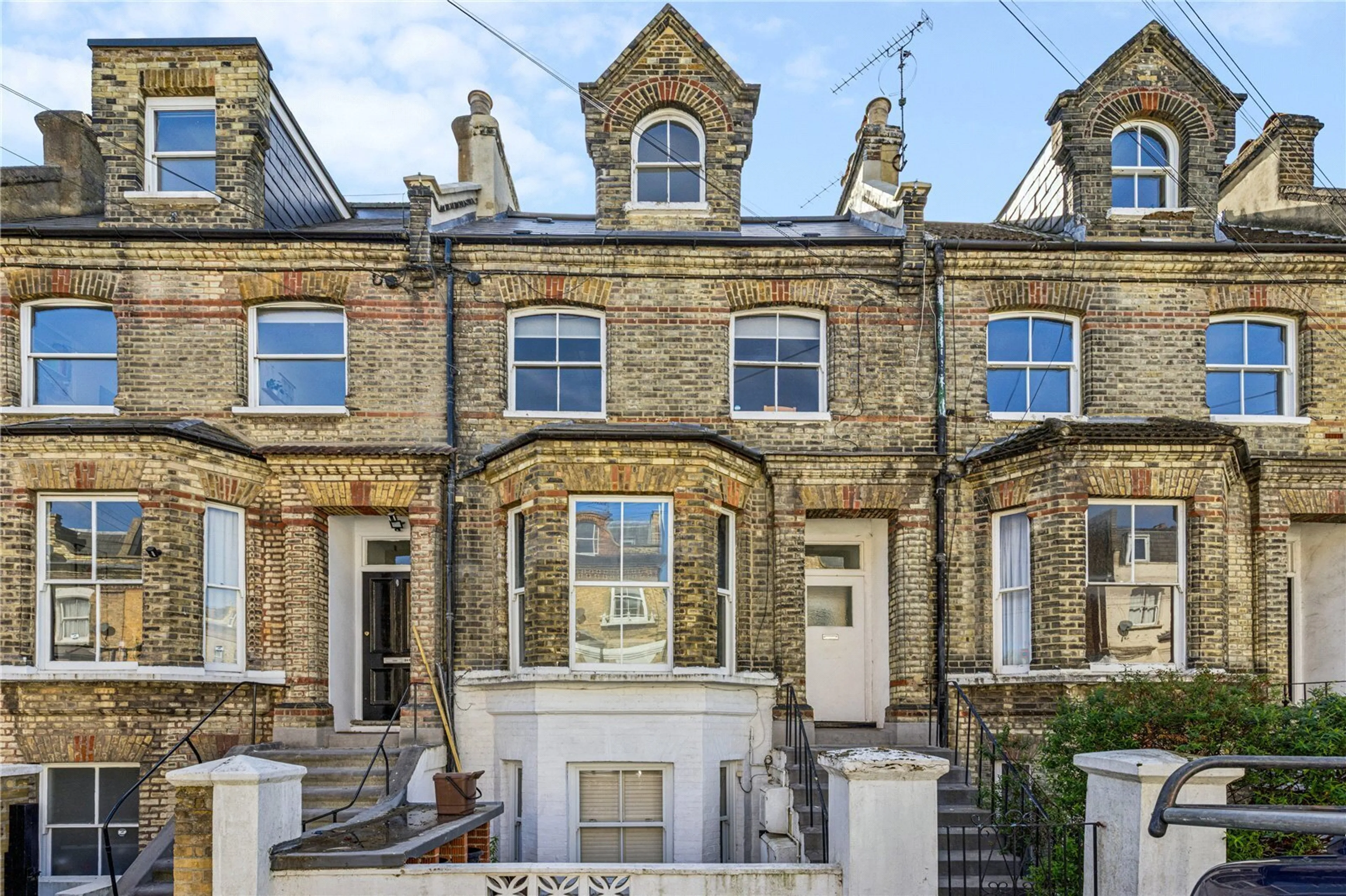 Property at Oberstein Road, London, SW11