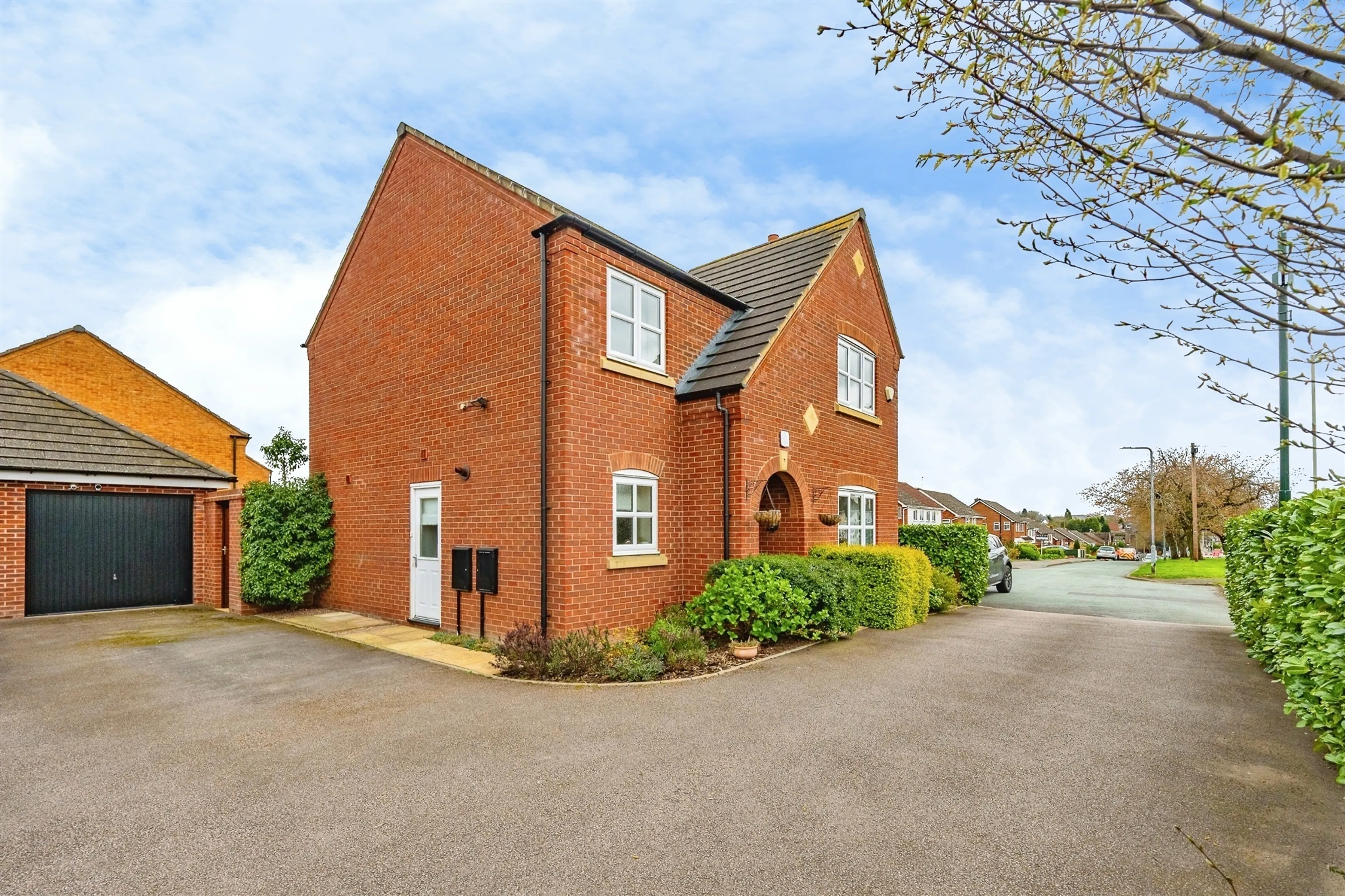 Property at Tamworth Road, Two Gates, Tamworth