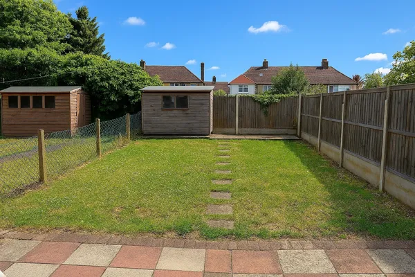 Basedale Road, Dagenham, RM9