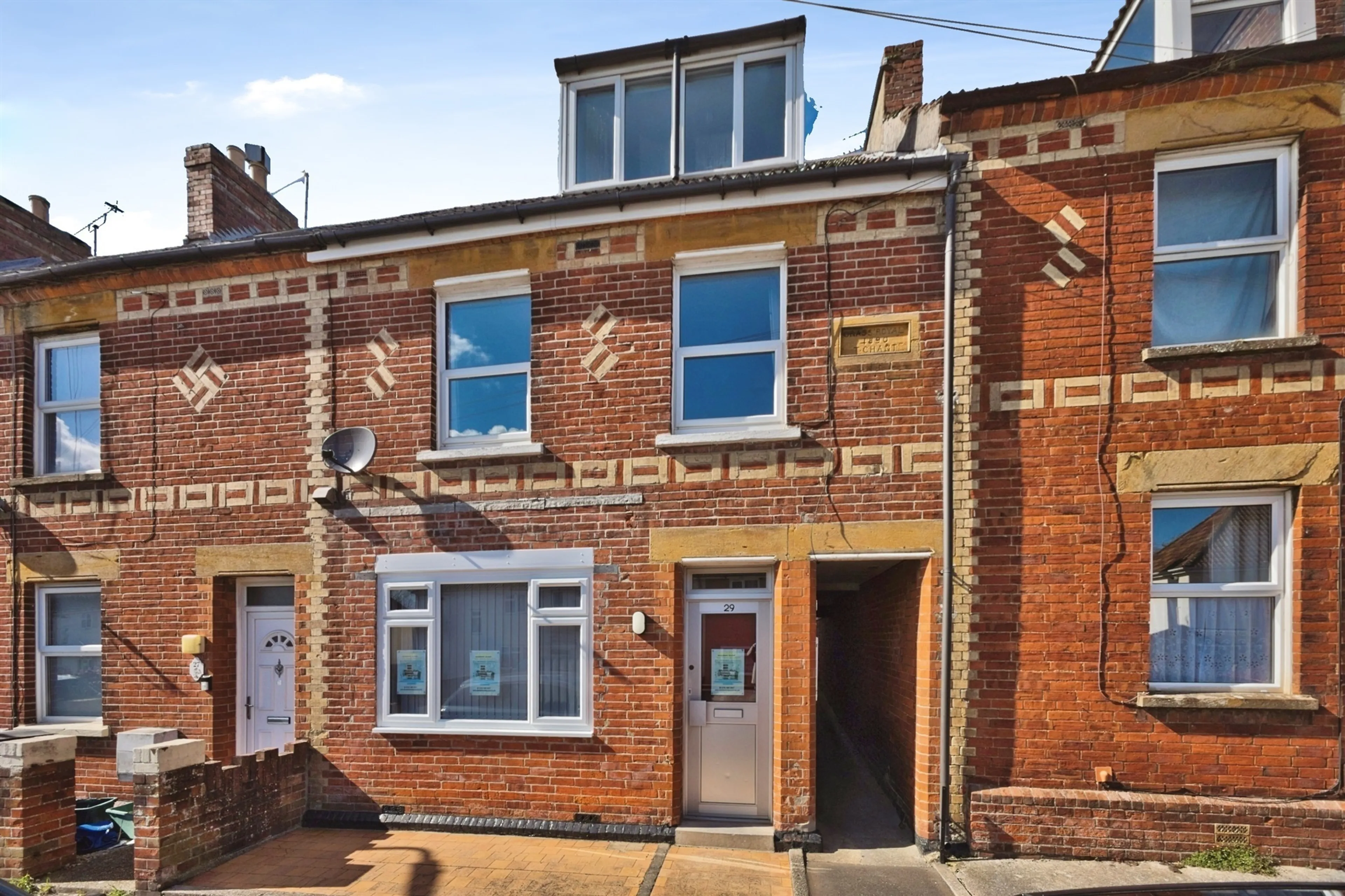 Property photo 0