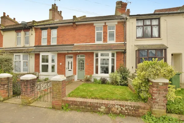 Linden Road, Ashford, Kent, TN24