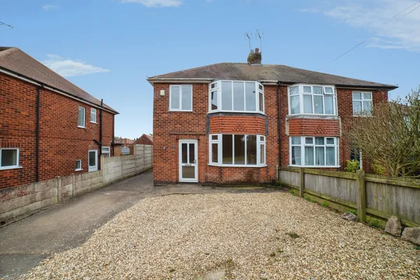 Bleasby Crescent, Sutton-in-Ashfield,...