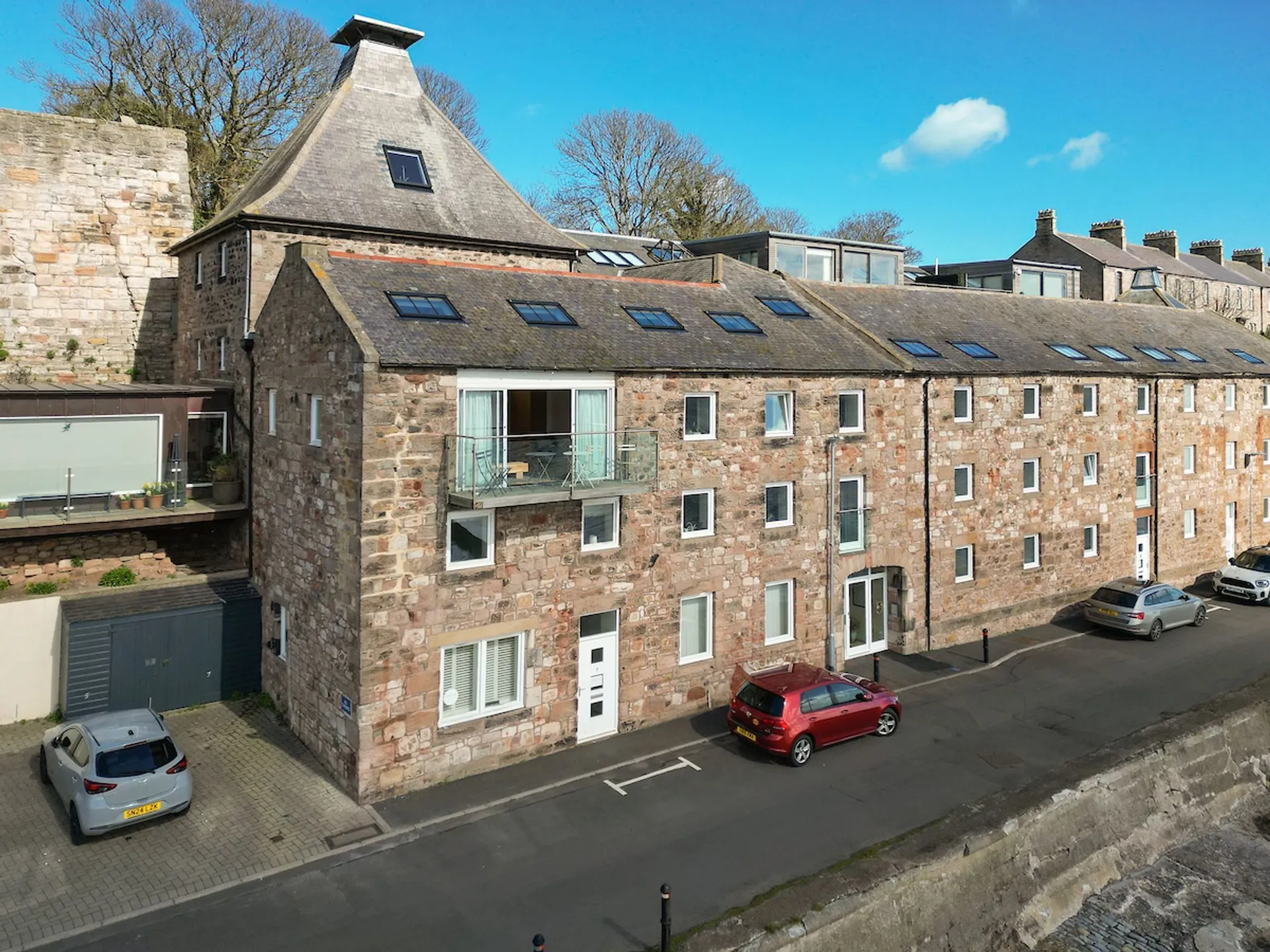 Property photo top 1