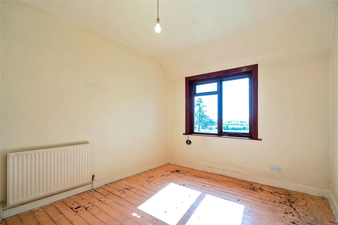 https://mr0.homeflow-assets.co.uk/files/photo/image/46986/1865/_x_/PAT250326_36.jpg