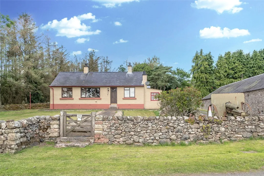 https://mr0.homeflow-assets.co.uk/files/photo/image/46986/1869/_x_/PAT250326_55.jpg