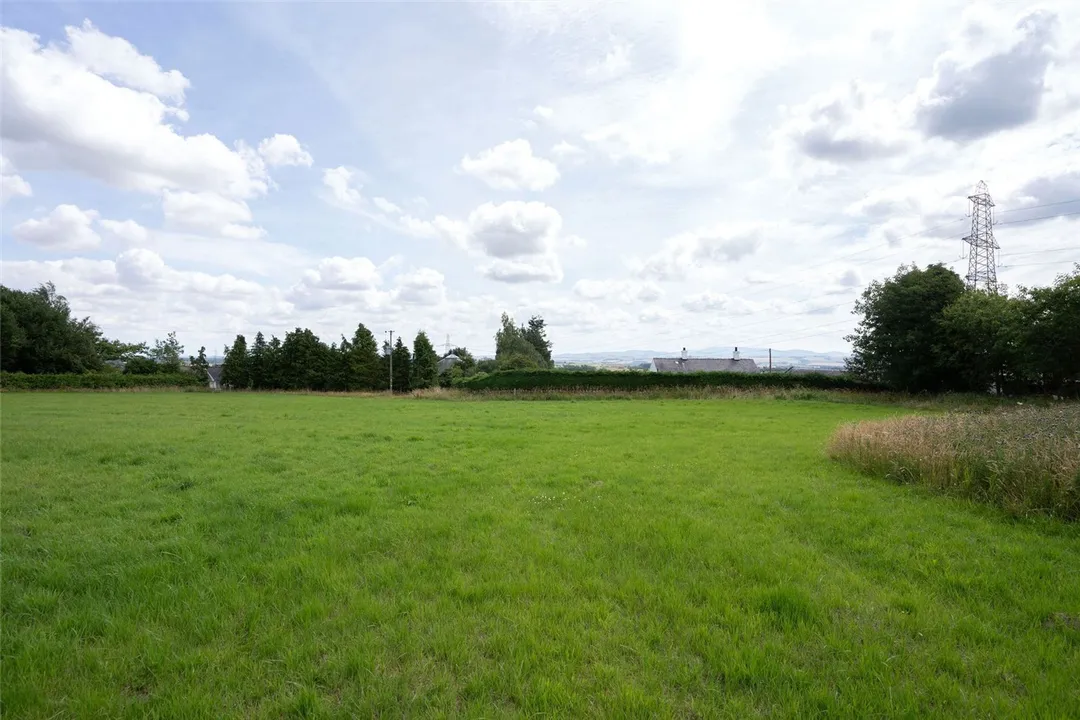 https://mr0.homeflow-assets.co.uk/files/photo/image/46986/1894/_x_/PAT250326_17.jpg