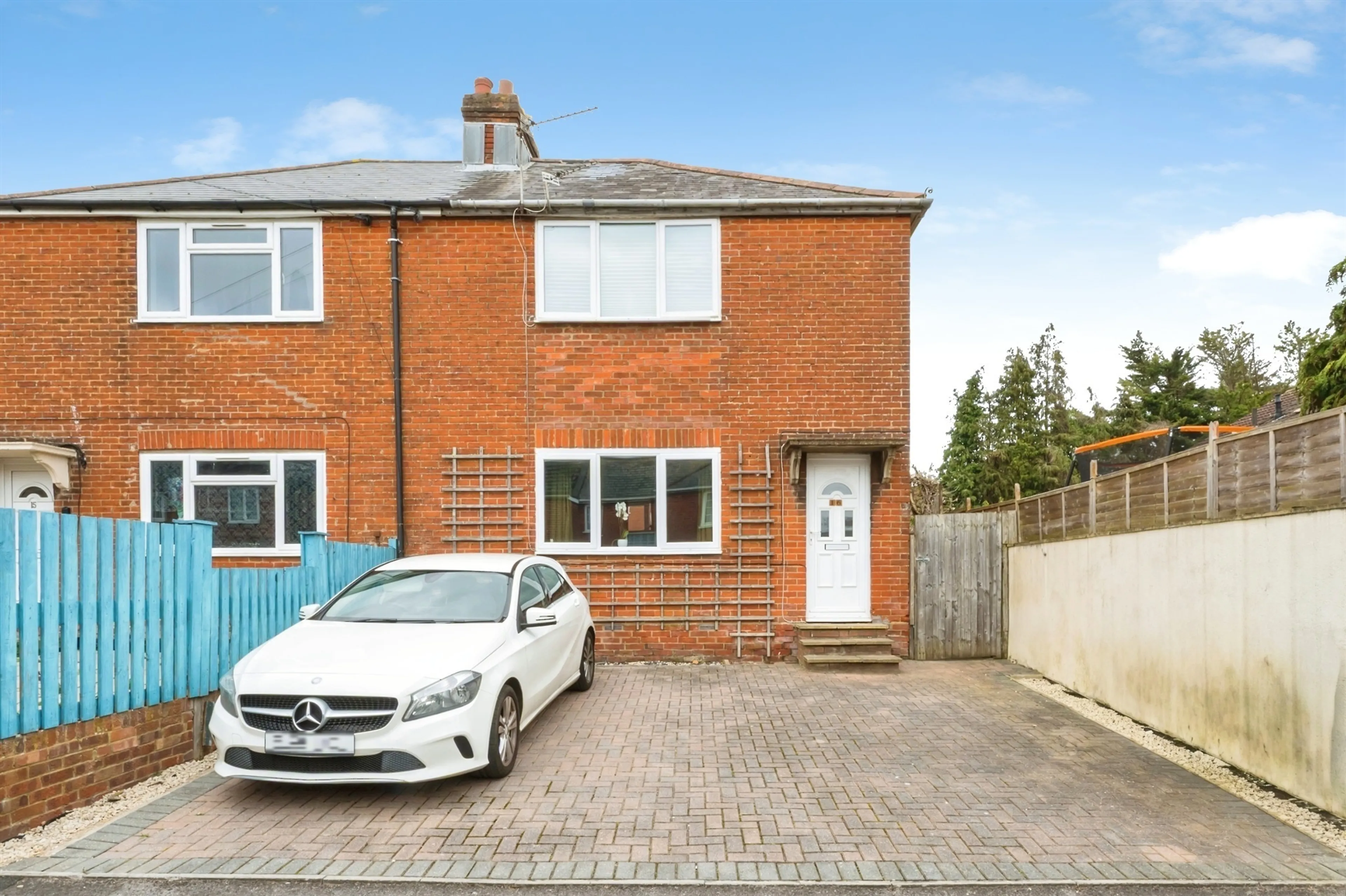 Property photo 0