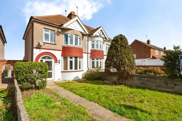Rochester Road, GRAVESEND, Kent, DA12