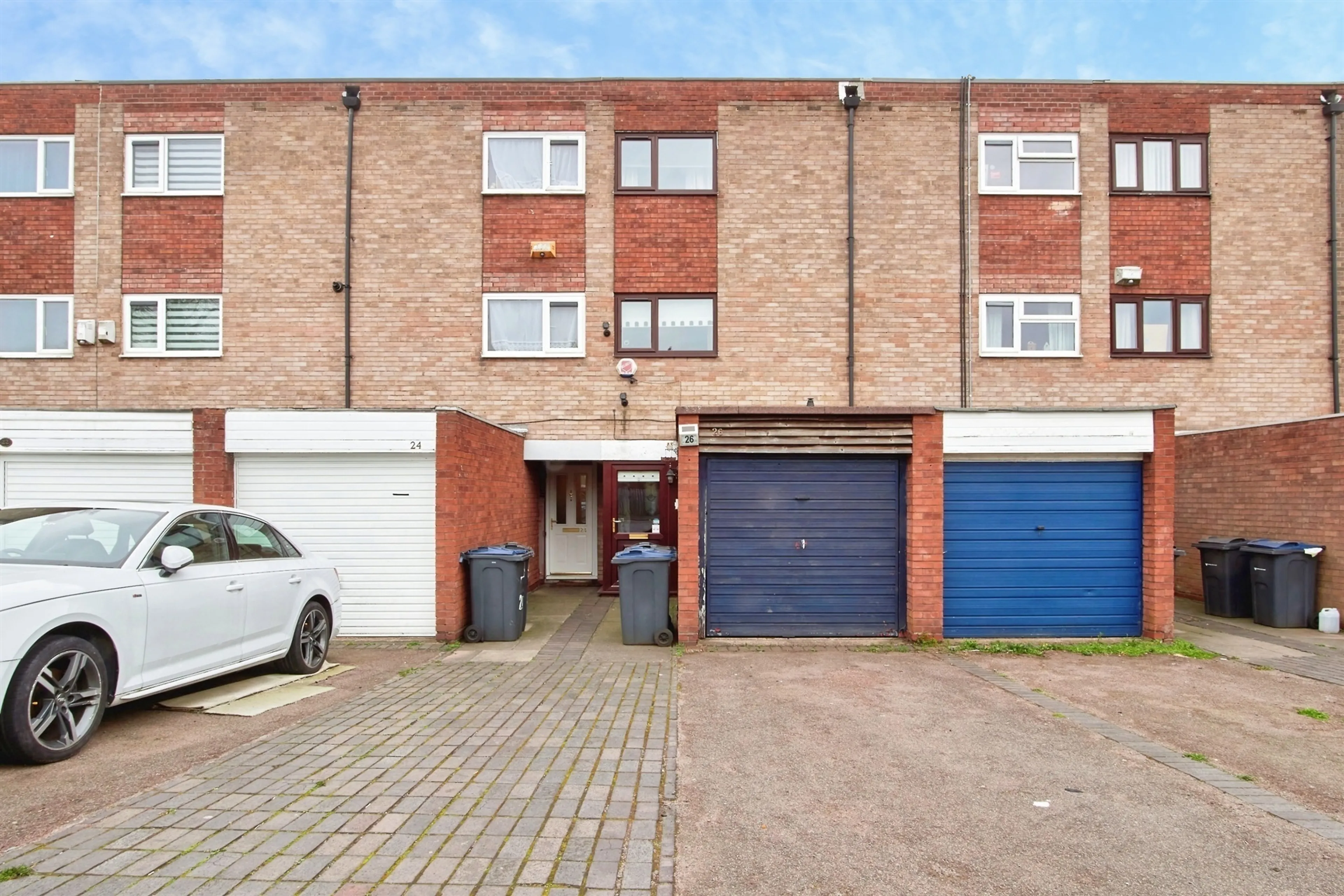 Property photo 0