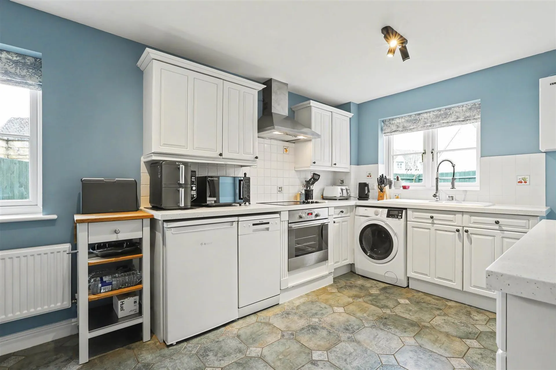 Property photo top 1