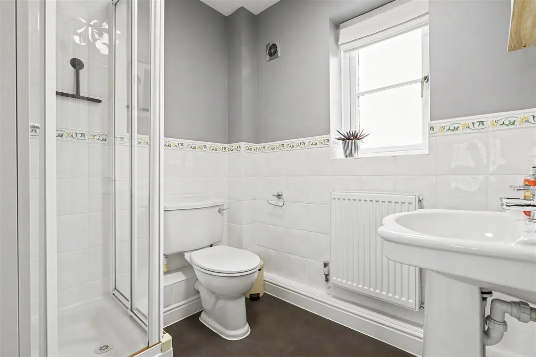 https://mr0.homeflow-assets.co.uk/files/photo/image/46986/6430/_x_/Ue9lvxw0q0qCt-M23_qaXA.jpg