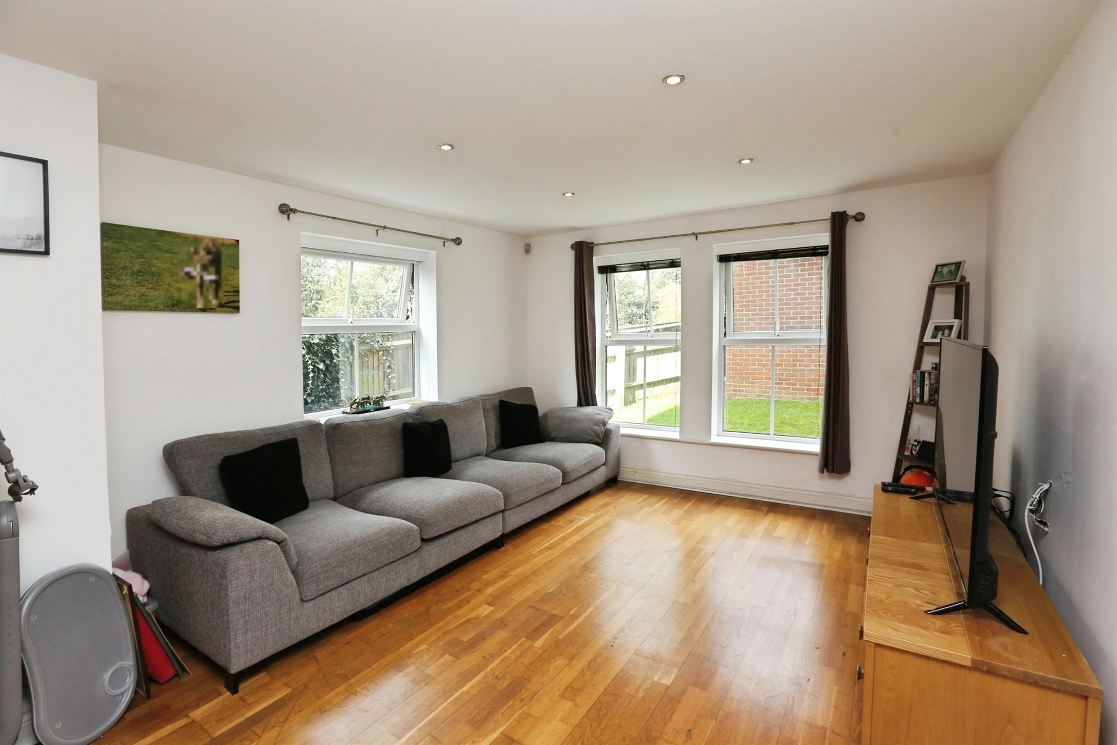 Property at The Avenue, Fareham