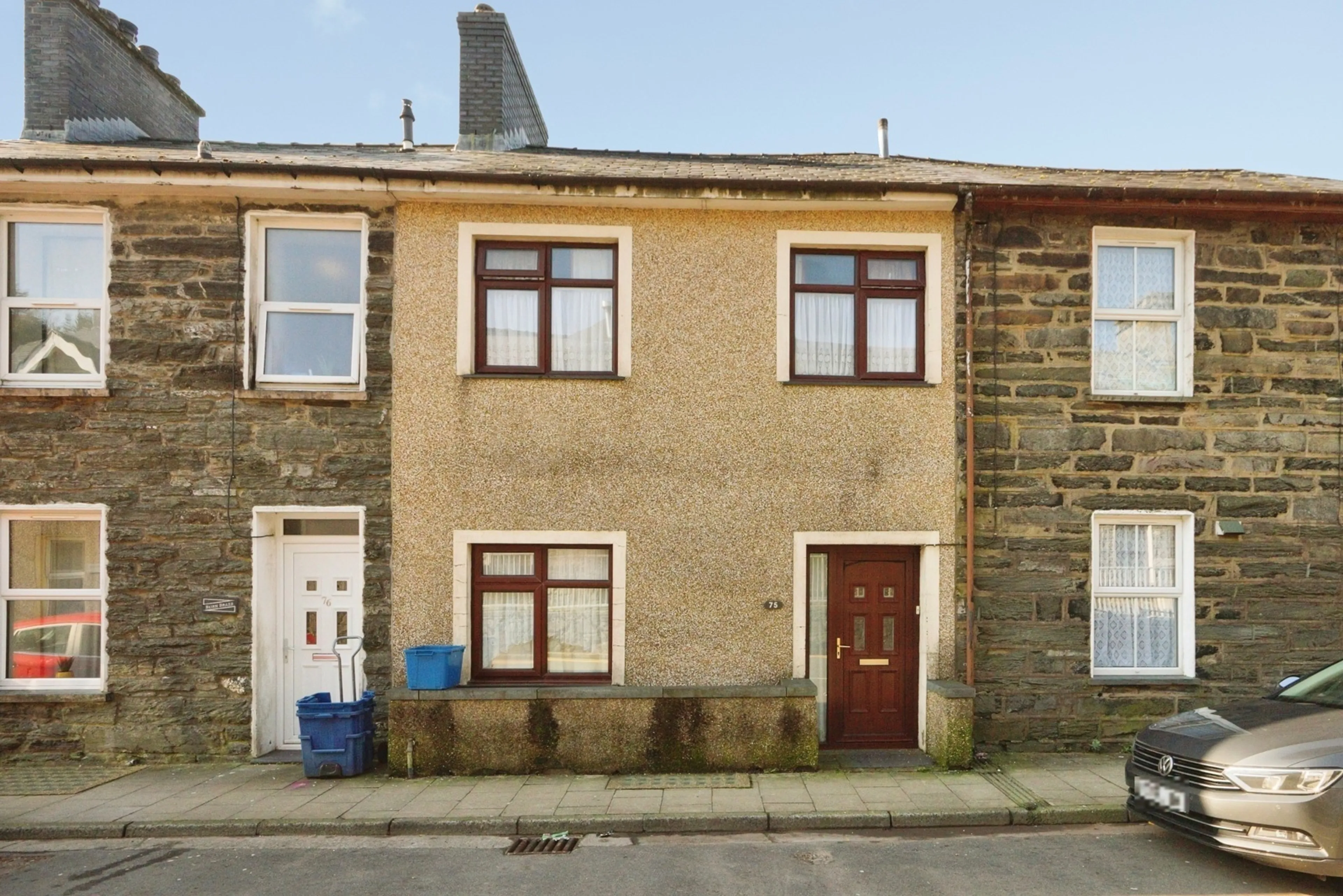 Property photo 0