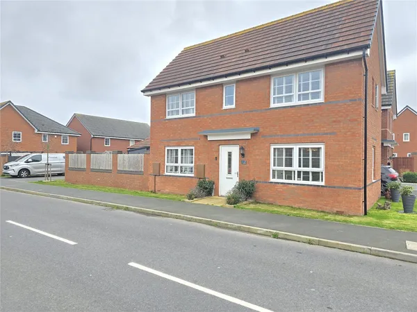 Rosings Drive, Tamworth, Staffordshir...