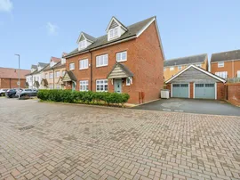 Shackleton Grove, Leighton Buzzard photo