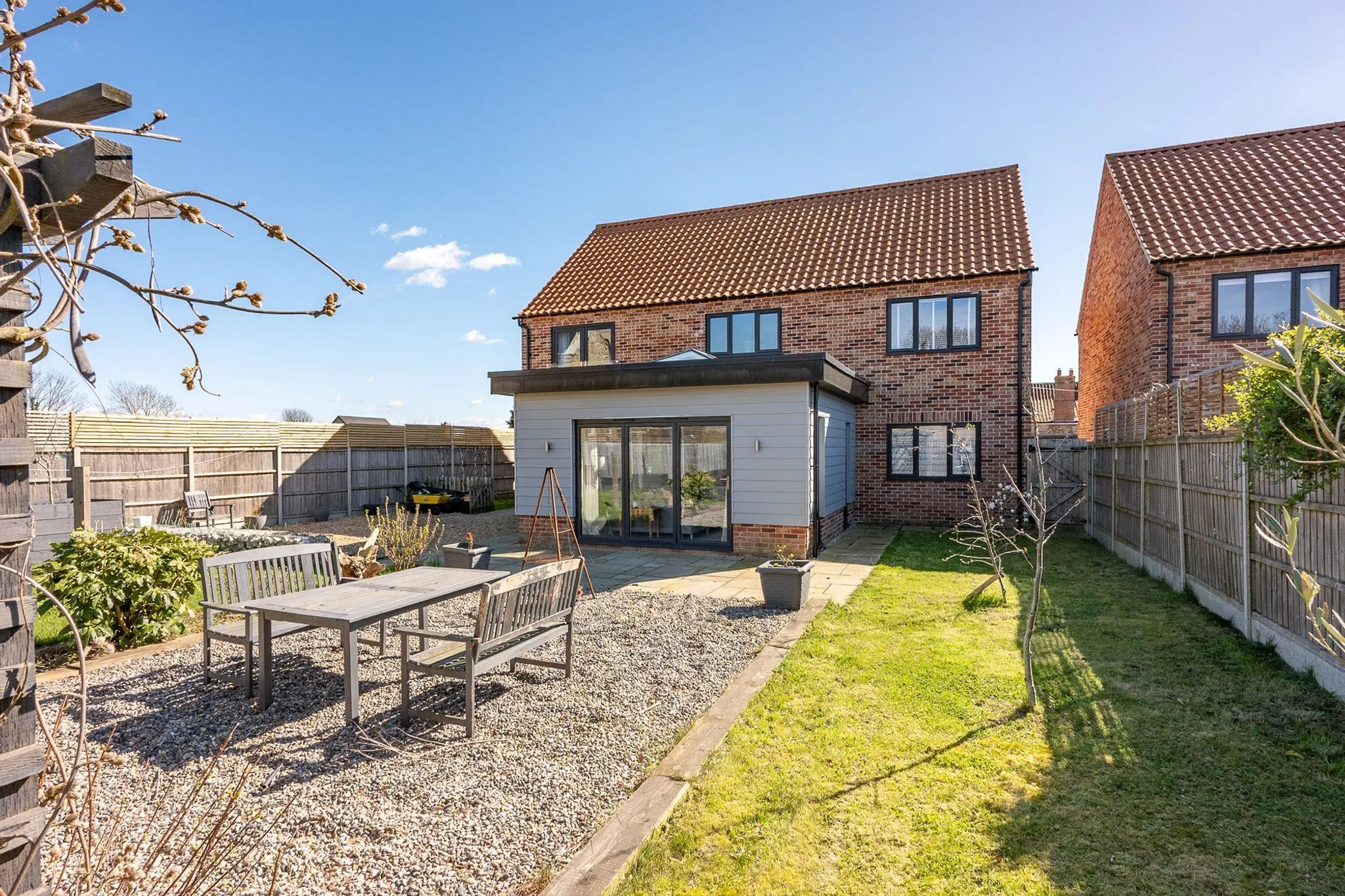 Bright And Spacious Home In Gayton