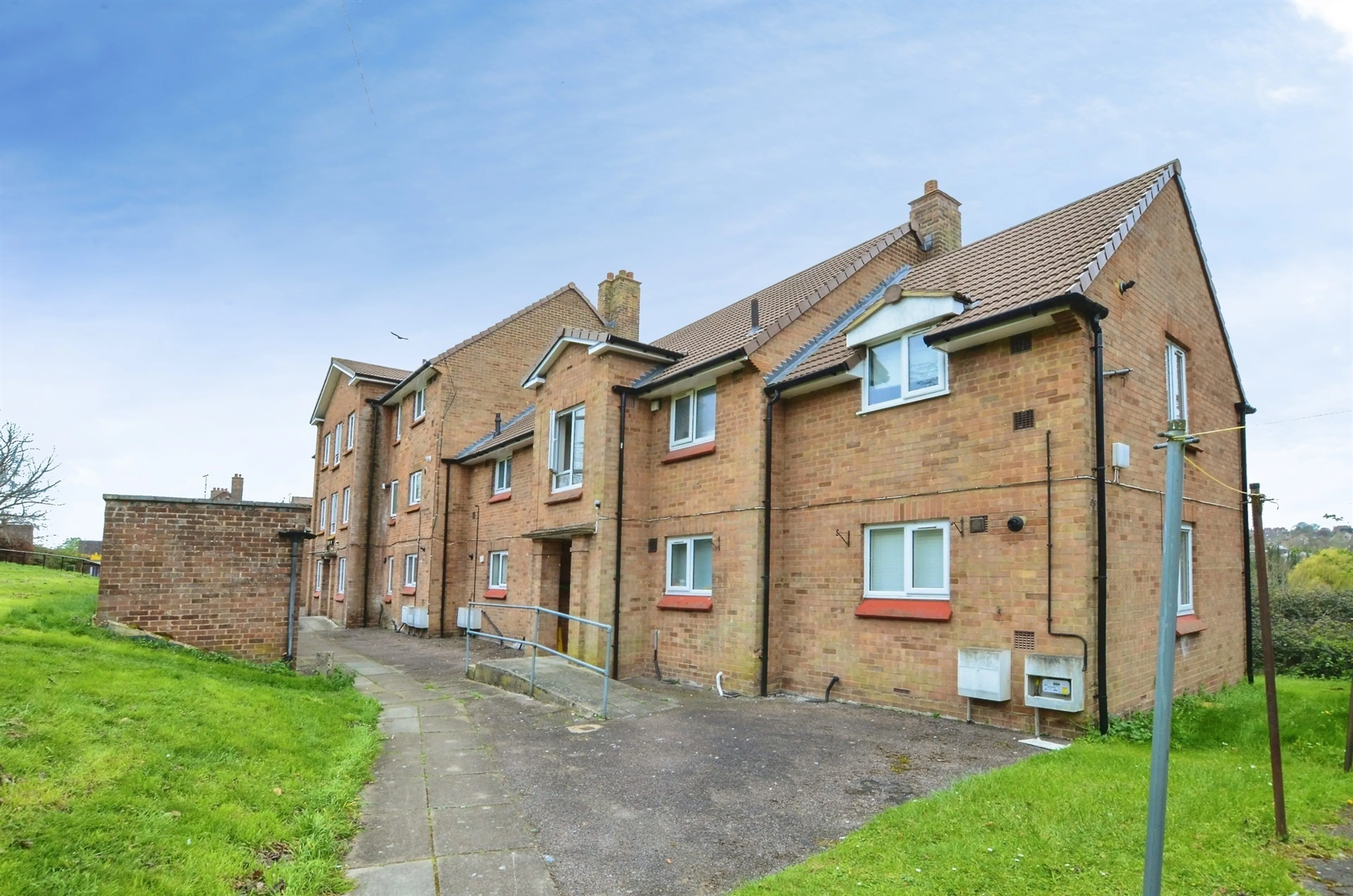 Property photo 0