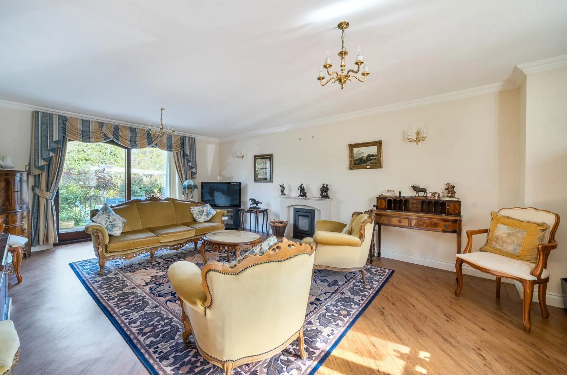 Property photo top 1