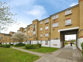 Dads Wood, Harlow photo