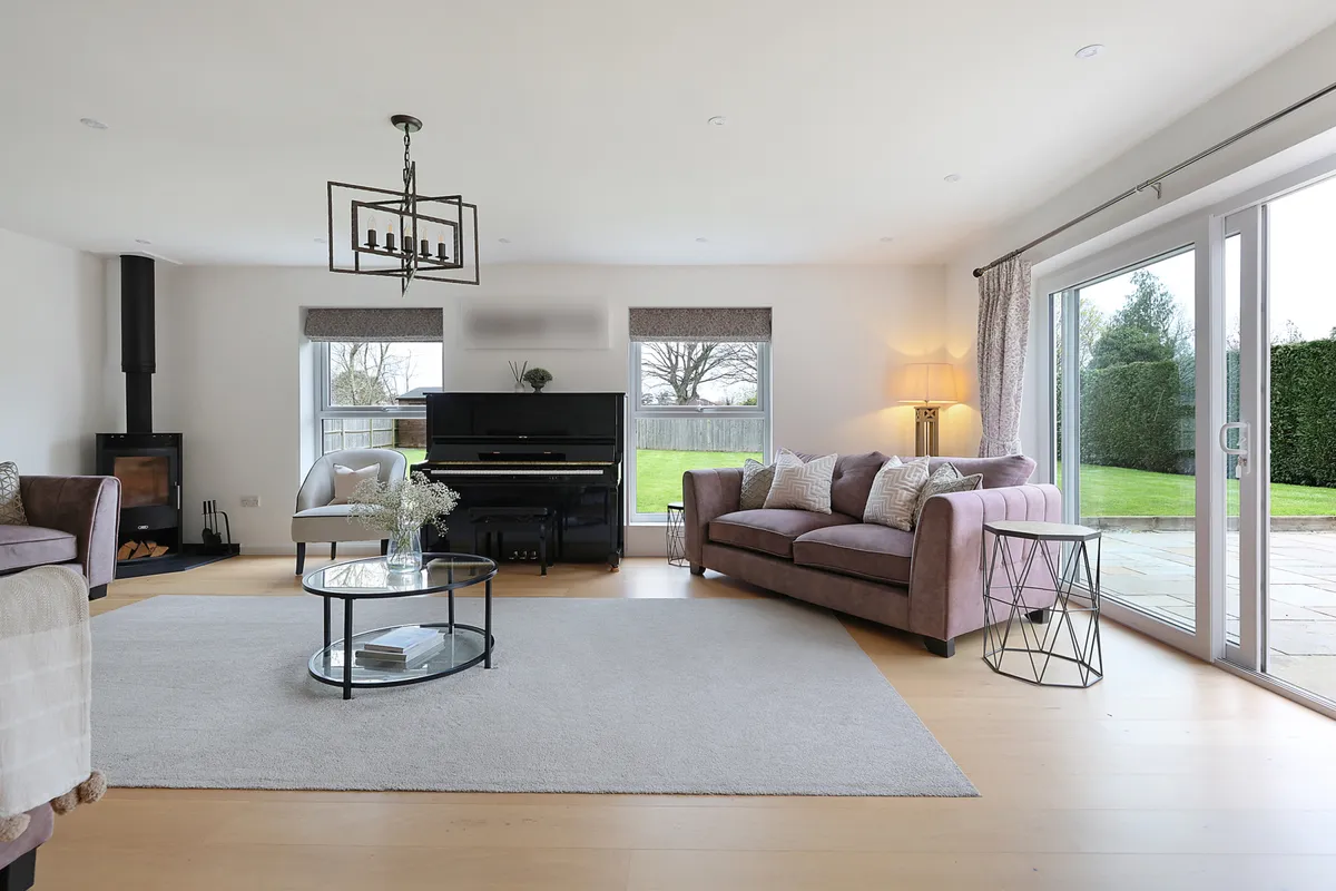 Woodroyd Avenue, Horley, Surrey, RH6