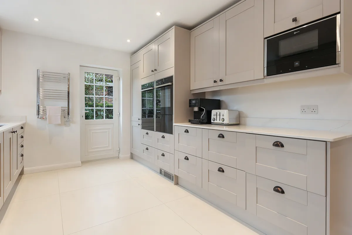Woodroyd Avenue, Horley, Surrey, RH6