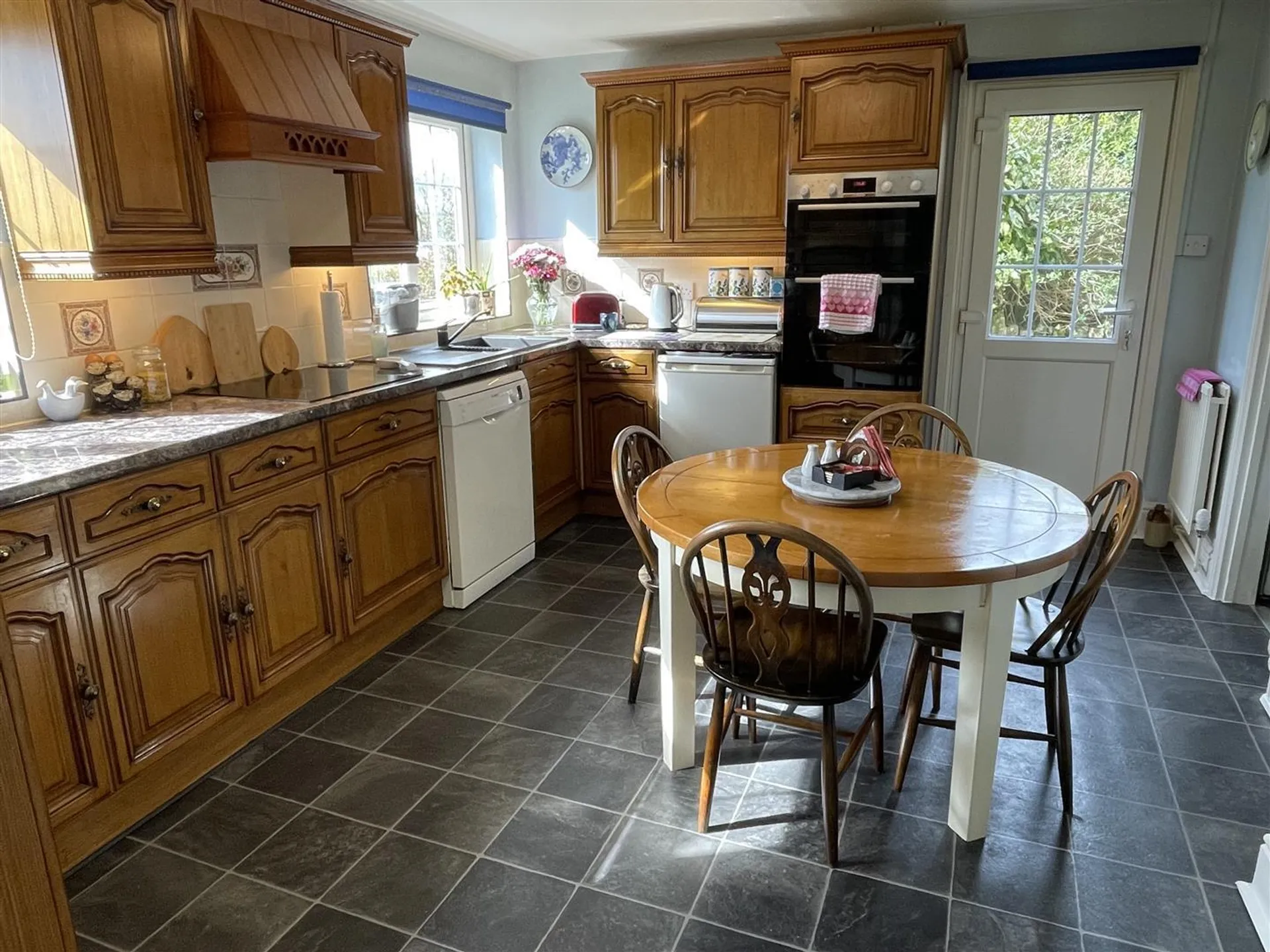Property photo top 1