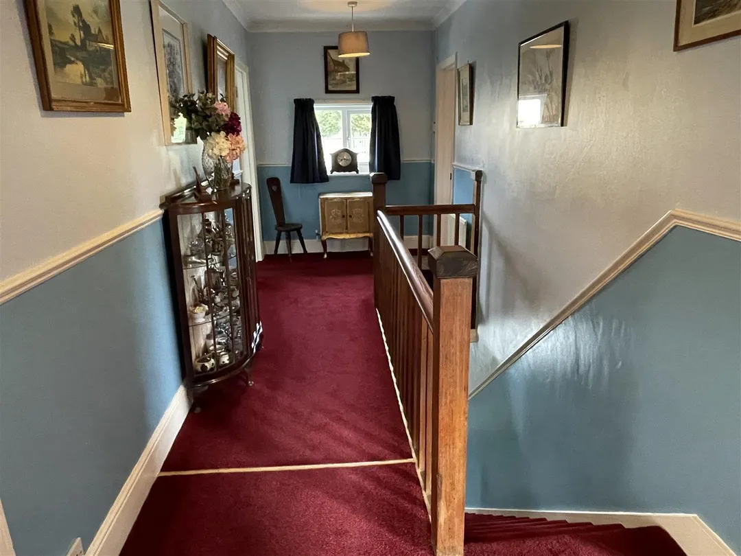 https://mr0.homeflow-assets.co.uk/files/photo/image/47003/7414/_x_/9aoRa5TzJEeBb_zUIyXZqg.jpg