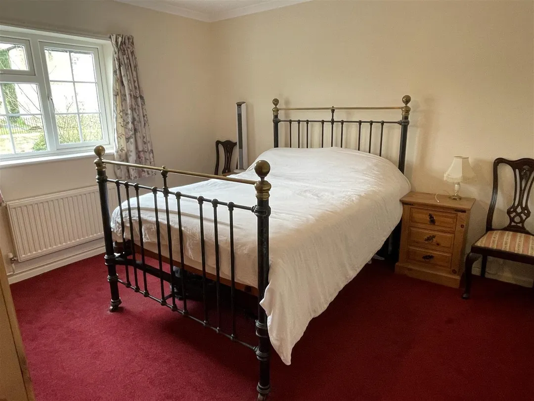 https://mr0.homeflow-assets.co.uk/files/photo/image/47003/7419/_x_/Sjd3qgIZh0q4tJvAdNH1Rg.jpg