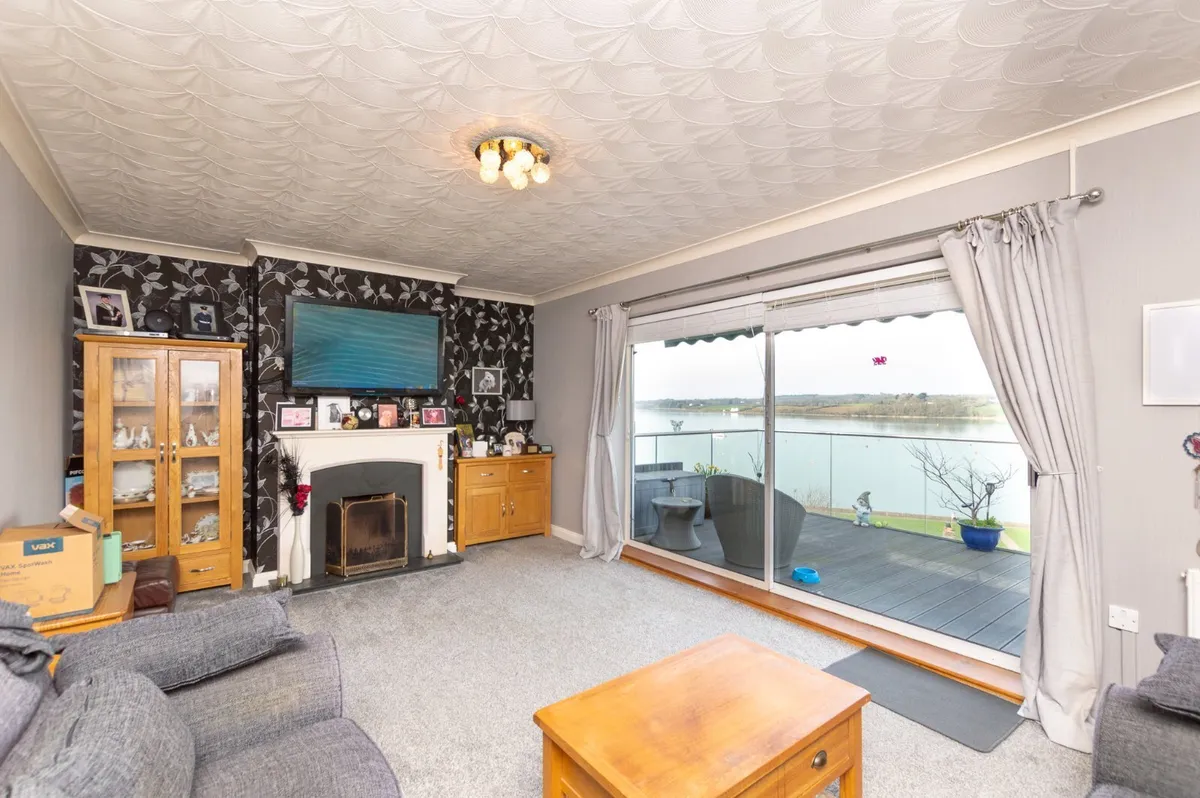 Caernarfon Road, Y Felinheli, Gwynedd, LL56