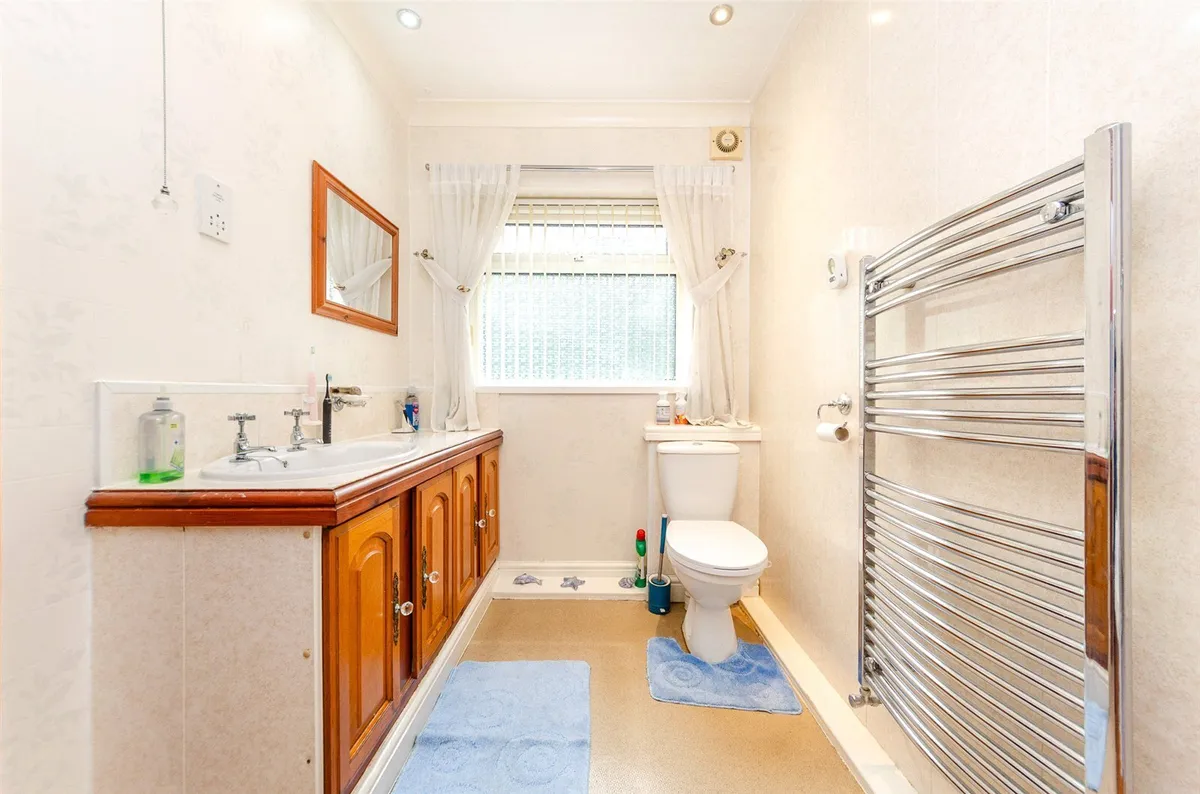 Caernarfon Road, Y Felinheli, Gwynedd, LL56
